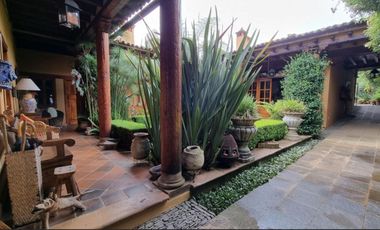 CASA EN PATZCUARO EN CENTRO HISTORICO CON 8 RECAMARAS