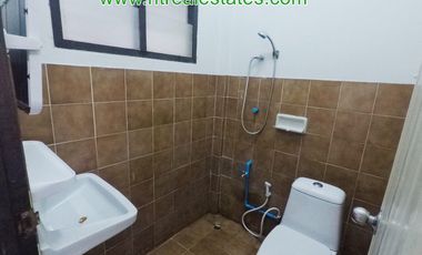 Very lovey townhome for sell in Sarapee area sell with tenant