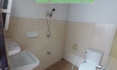 Very lovey townhome for sell in Sarapee area sell with tenant