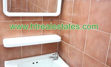 Very lovey townhome for sell in Sarapee area sell with tenant