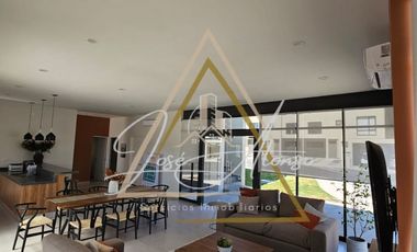 Casa con 4 recámaras en Queretaro zona Zakia, Recamara en planta Baja Ultimas ubicaciones entrega inmediata