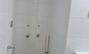 Arriendo Bonito Departamento estudio 1 baño Metro Cumming