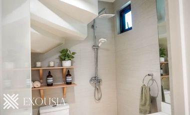 4 BEDROOM SINGLE ATTACHED UNIT LOCATED IN THE VILLAGES AT LIPA