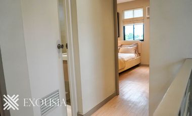 4 BEDROOM SINGLE ATTACHED UNIT LOCATED IN THE VILLAGES AT LIPA