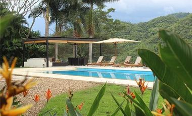 ALQUILER DE ESPECTACULAR FINCA POR DÍAS EN LA VEGA/CUNDINAMARCA