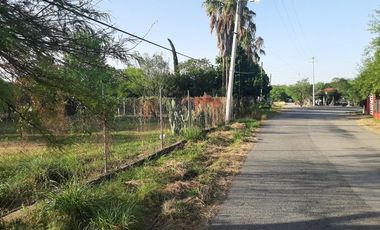 QUINTA EN VENTA EN MONTEMORELOS, NL, ZONA LAS PUENTES, A ORILLA CARRETERA