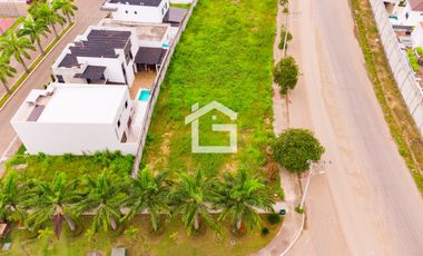 Terreno Comercial En Venta Estratégico Para Tu Negocio en Entrada de Machala