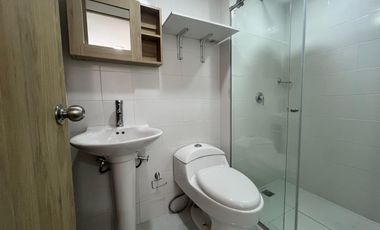 ARRIENDO APARTAMENTO EN RIONEGRO, SECTOR TRANVIA