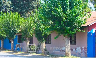 Vendemos amplio terreno con casa antigua bien conservada