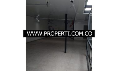 Oficina en Arriendo Sector La Esmeralda - Itagüí