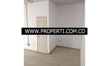 Oficina en Arriendo Sector La Esmeralda - Itagüí