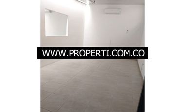 Oficina en Arriendo Sector La Esmeralda - Itagüí