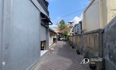 FREEHOLD AND LEASEHOLD LAND IN CANGGU ( 25.7 ARE )