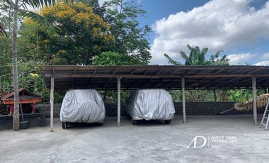 FREEHOLD AND LEASEHOLD LAND IN CANGGU ( 25.7 ARE )