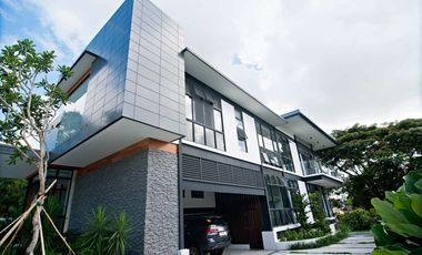 5 Bedroom House in Ayala Westgrove Heights Inchican Silang Cavite near Nuvali