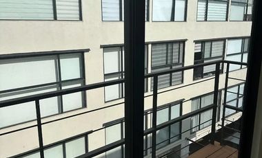YACATAS VENDE BONITO Y AMPLIO PENTHOUSE CON BALCÓN