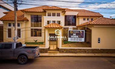 Casa de 5 habitaciones en Venta en La Carolina, Machala