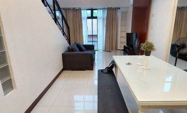 KYU - FOR SALE: 3 Bedroom Townhouse in Residence One, Kapitolyo, Pasig