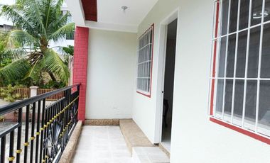 Newly Renovated Spacious 4 Bedrooms House in Primavera Hills