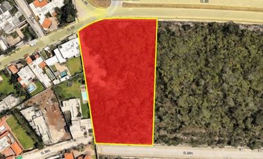 Terreno en venta, en Altabrisa, Mérida