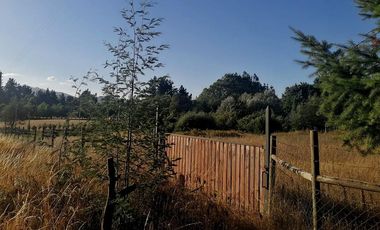 Vendemos bonita parcela en tranquilo condominio en sector Pumalal