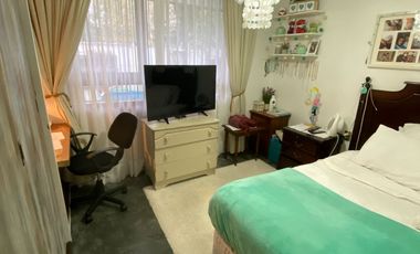 Amplia casa sector Av. Alemania