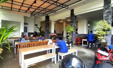 Ruko Luas dan Strategis di Kalasan dekat Candi Prambanan