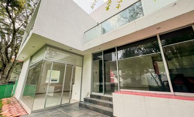 RENTO CASA MODERNA EN CONDADO DE SAYAVEDRA