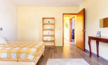 Linda Casa en Venta en el primer cuadro del centro de Tepotzotlan