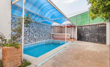 Linda Casa en Venta en el primer cuadro del centro de Tepotzotlan