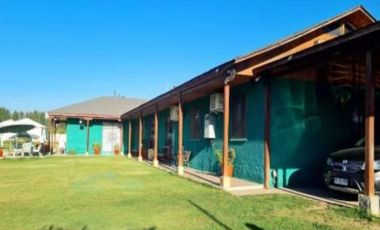 Parcela con casa y piscina en Olivar