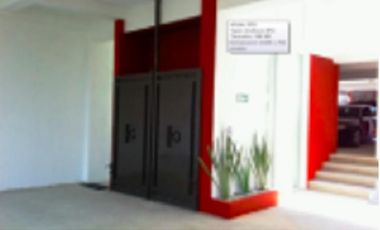 Edificio en Lomas de Chamizal