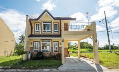 Ready for Occupancy House & Lot with golf course view For Sale in Silang few minutes away from Tagaytay