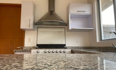 Renta casa Queretaro Juriquilla, Alberca, Frente a Walmart Bien Ubicada - Oportunidad