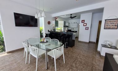 VENDO CASA DE 3 PISOS EN ASIA -CONDOMINIO MALLORCA- KM 107 PANAMERICANA SUR