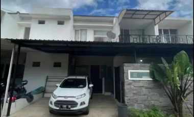 Rumah Full Furnished di Perumahan De Casa Residence Lakarsantri Surabaya Barat