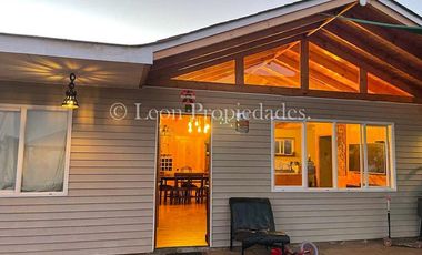 León Propiedades vende parcela con 2 casas ,en sector las achiras, Curacaví