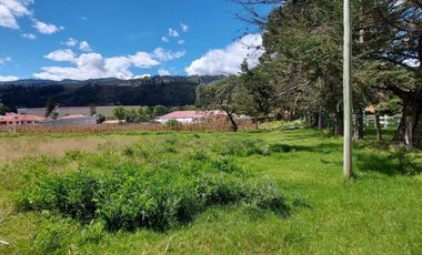 Vendo espectacular propiedad en Zhullin sector bodegas de colineal, Universidad UNAE