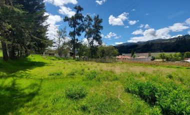 Vendo espectacular propiedad en Zhullin sector bodegas de colineal, Universidad UNAE