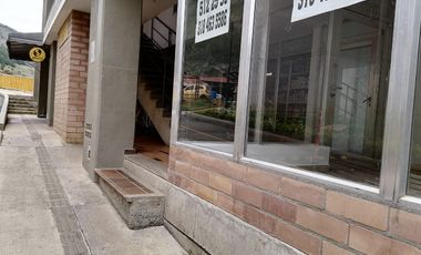 VENDO LOCAL EN UNIDAD CERRADA