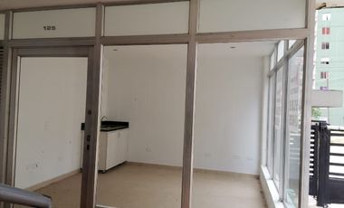 VENDO LOCAL EN UNIDAD CERRADA