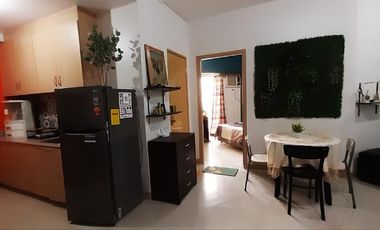 for sale  RFOField Residences by SMDC behind SM sucat  furnished with Interior 56sqm 1 br with parking