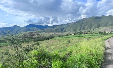 Terreno en venta en Catamayo vía a la Costa