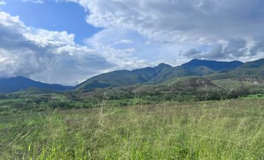 Terreno en venta en Catamayo vía a la Costa