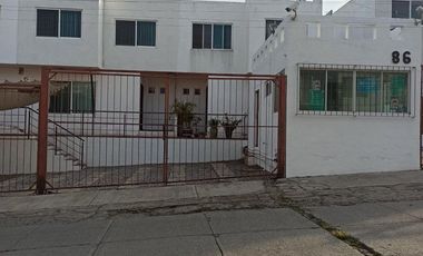 CASA EN  CONDOMINIO  TZOMPANTLE CUERNAVACA MORELOS