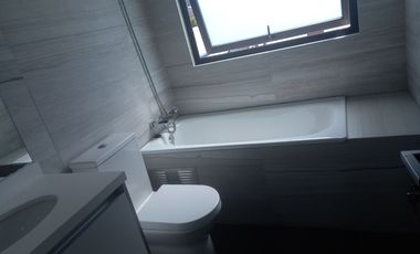 Excelente en Venta Casa Mediterranea Concón 4 dormitorios, 3 niveles -