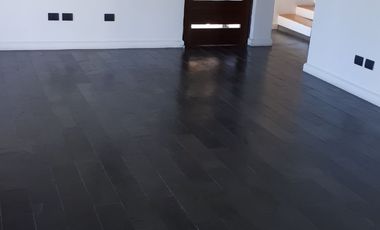 Excelente en Venta Casa Mediterranea Concón 4 dormitorios, 3 niveles -