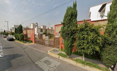 CASA EN VENTA DE RECUPERACION BANCARIA EN VICENTE GUERRERO 8, LAS AMÉRICAS, ECATEPEC DE MORELOS, EDOMEX, C.P. 55076.