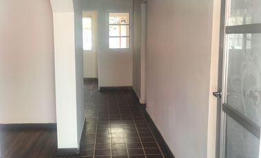 REBAJADA - Venta amplia casa Santa Lucía - La Granja