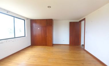 CASA CON ESPACIO VERDE EN VENTA SECTOR HOSTERIA BAGUANCHI